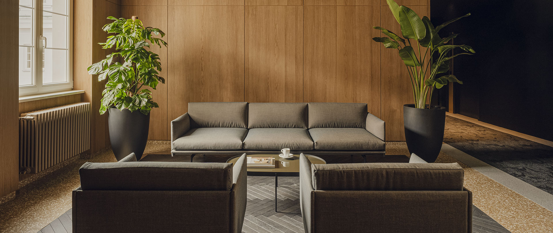 Flaner Hotel Lobby